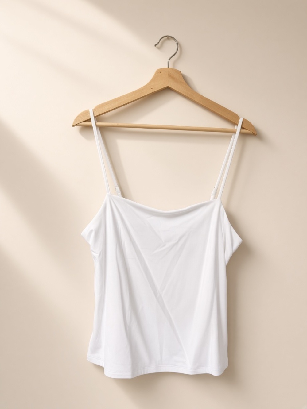 White spaghetti-strap cami - Picture 1 of 1